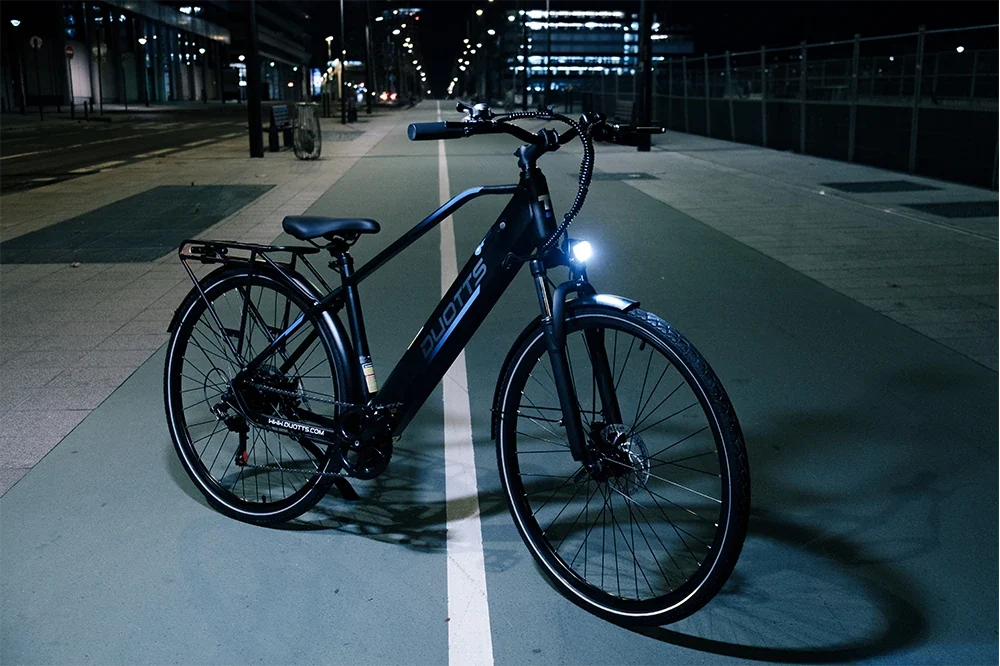 How to Ride a DUOTTS E-Bike in Strong Wind: 7 Tips for Better Control